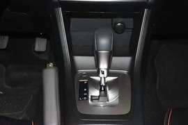 2014款斯巴鲁XV 2.0L自动舒适版