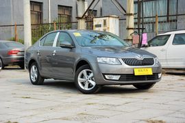 2015款斯柯达明锐1.6L手动逸杰版