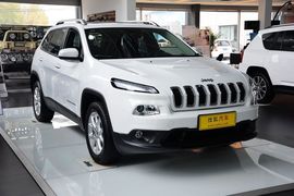 2014款Jeep自由光2.4L都市版