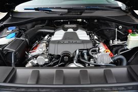 2015款奥迪Q7 40TFSI典藏型