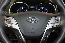 2013款现代格锐3.3L 7座旗舰版