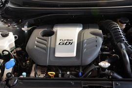 2012款现代飞思Veloster 1.6T自动旗舰版