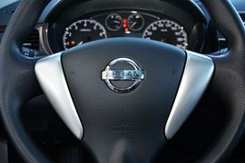 2014款日产骐达1.6L CVT酷咖版