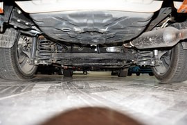 2014款比亚迪秦1.5T旗舰型