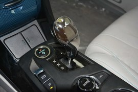 2014款比亚迪秦1.5T旗舰型