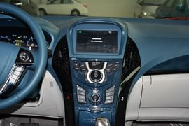 2014款比亚迪秦1.5T旗舰型