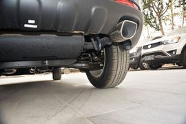 2015款双龙柯兰多2.0L两驱自动致纯版