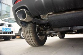 2015款双龙柯兰多2.0L两驱自动致纯版