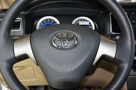 2013款丰田花冠EX 1.6L手动卓越版