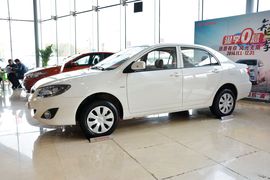 2013款丰田花冠EX 1.6L手动卓越版