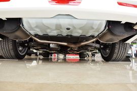 2013款丰田锐志2.5V尚锐导航版