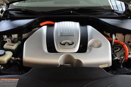 2013款英菲尼迪Q70L 3.5L豪华版 HYBRID