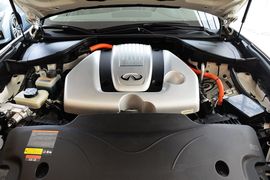 2013款英菲尼迪Q70L 3.5L豪华版 HYBRID