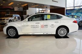 2013款英菲尼迪Q70L 3.5L豪华版 HYBRID