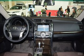 2013款丰田锐志2.5V尚锐导航版