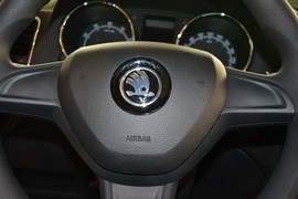 2014款斯柯达野帝1.4TSI手动炫彩版