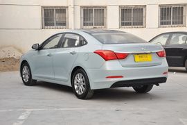 2014款现代名图1.8L自动智能型