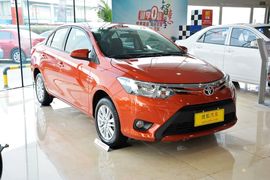 2014款丰田威驰1.3L自动智尚版
