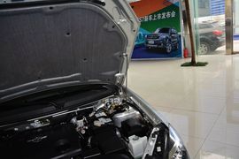 2014款海马福美来1.6L手动时尚版