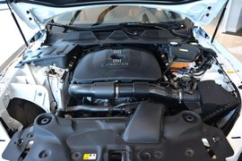 2014款捷豹XJL 2.0T两驱尊享商务版