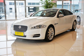 2014款捷豹XJL 2.0T两驱尊享商务版