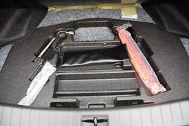 2015款英菲尼迪Q50L 2.0T豪华版