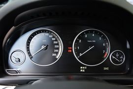 2014款宝马535Li领先型