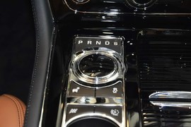 2014款捷豹XJL 2.0T两驱尊享商务版
