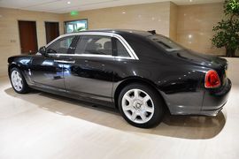2014款劳斯莱斯古思特6.6T加长版