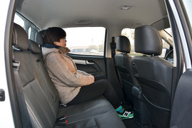 后排空间