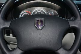 2013款金杯新海狮2.0L豪华型 国V