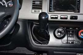 2012款金杯大海狮2.4L汽油版 L旗舰型 国IV