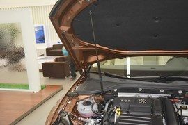 2015款大众凌渡280TSI DSG豪华版