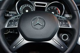 2014款奔驰ML320 4MATIC