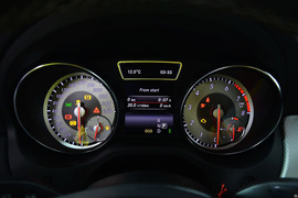 2015款奔驰GLA200