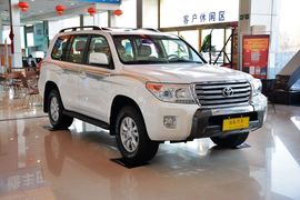 2012款丰田兰德酷路泽4.0L自动VX
