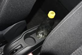 2014款标致301 1.6L手动豪华版