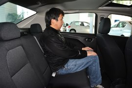 2014款标致301 1.6L手动豪华版