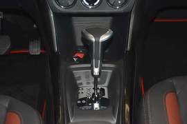2015款雪铁龙C3-XR 1.6THP自动先锋型