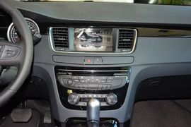 2012款标致508 2.0L自动智享版