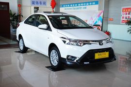 2015款丰田威驰1.5L自动智享星光版