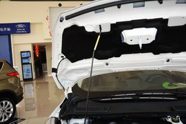 2013款福特翼虎2.0L GTDi四驱运动型