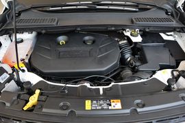 2013款福特翼虎2.0L GTDi四驱运动型