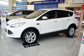 2013款福特翼虎2.0L GTDi四驱运动型
