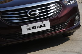 2015款传祺GA6 1.8T自动尊贵版试驾实拍组图