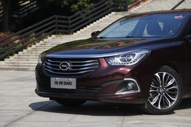 2015款传祺GA6 1.8T自动尊贵版试驾实拍组图