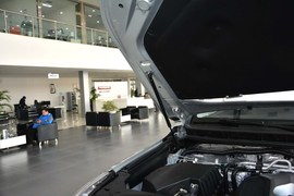 2015款哈弗H9 2.0T标准型