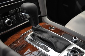 奥迪Q7 3.6FSI Quattro