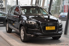 奥迪Q7 3.6FSI Quattro