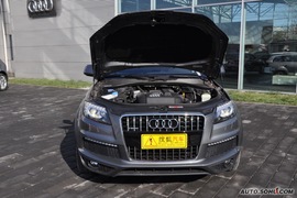 奥迪Q7 3.6Quattro百年典藏版